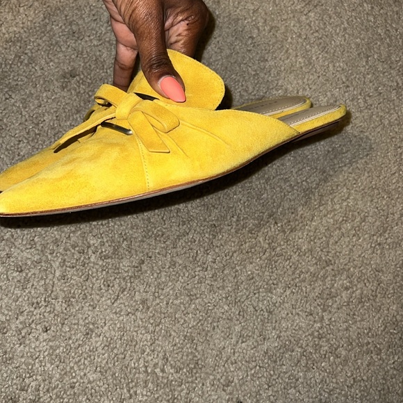 ETIENNE AIGNER ALANA BOW MULE SLIP ON’S IN A GOLDEN SUEDE LEATHER COLOR - Picture 14 of 16